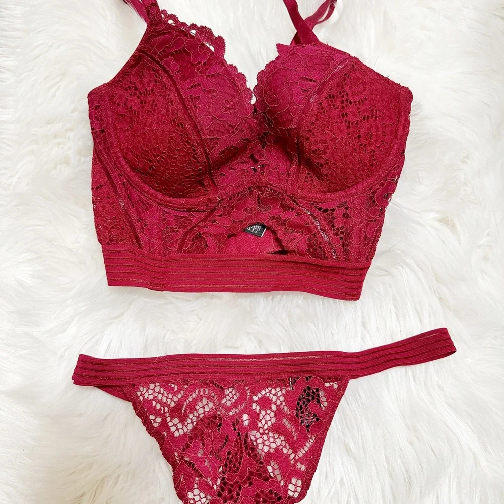 NWOT Victoria's Secret Kendall Jenner Red Set - Bra 32B & Thong Small - Picture 2 of 8
